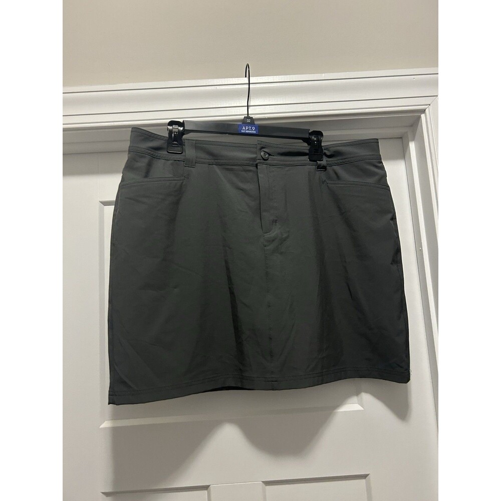 Eddie Bauer Adventurer Size 16 Gray 2.0 Skort Dark Smoke UPF 50 Moisture Shield